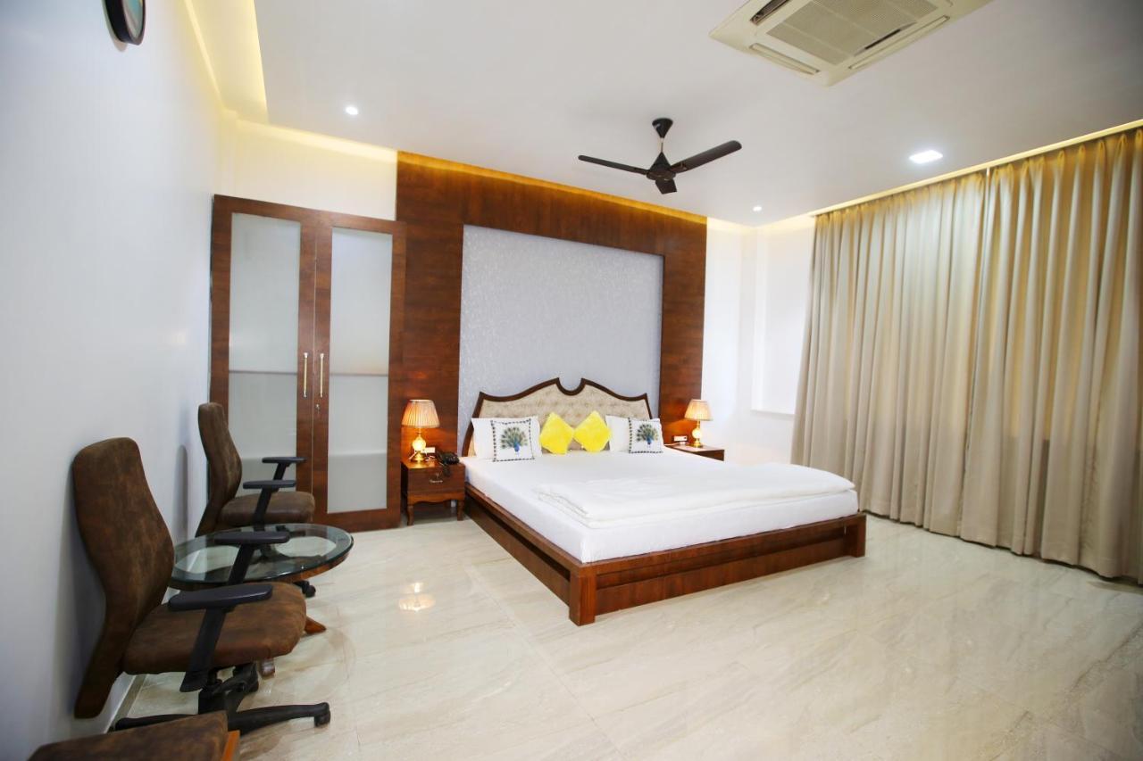 Maharaja The Royal Resort Thane Exterior foto
