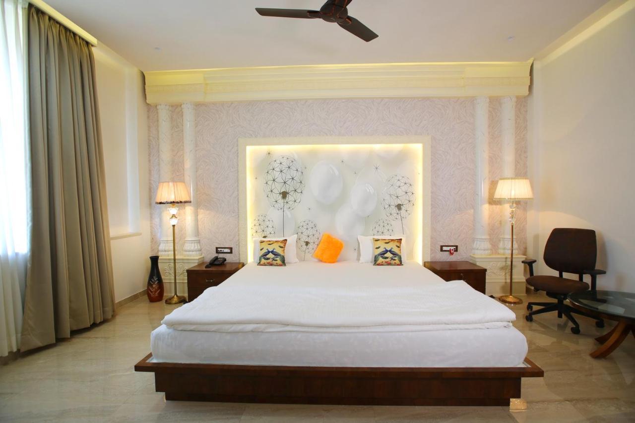 Maharaja The Royal Resort Thane Exterior foto