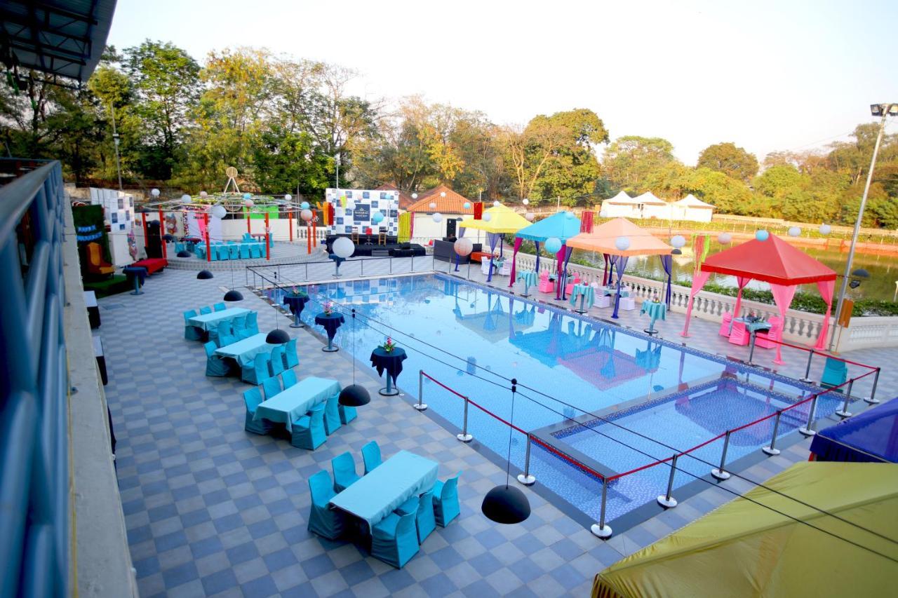 Maharaja The Royal Resort Thane Exterior foto