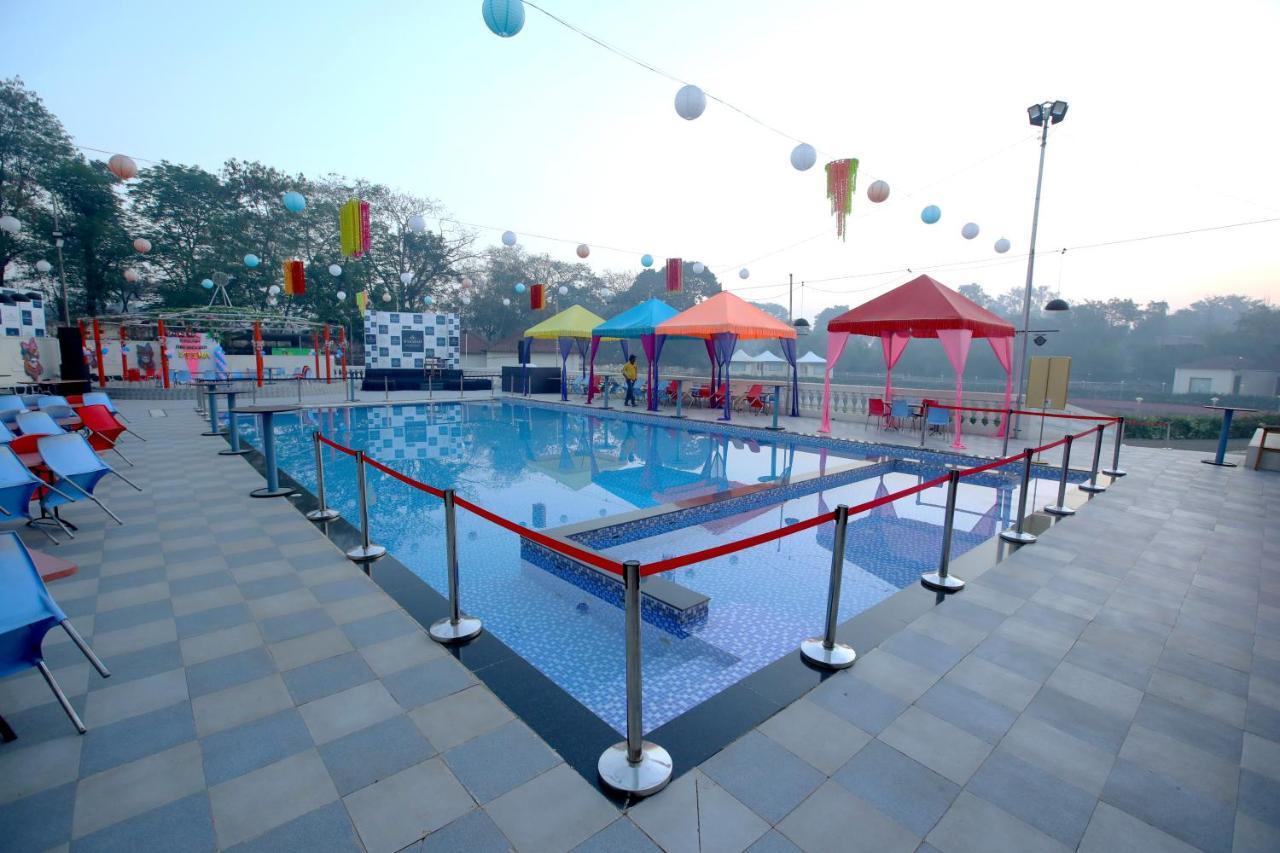 Maharaja The Royal Resort Thane Exterior foto